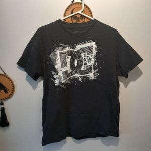 DC Men's Black Graphic T-Shirt